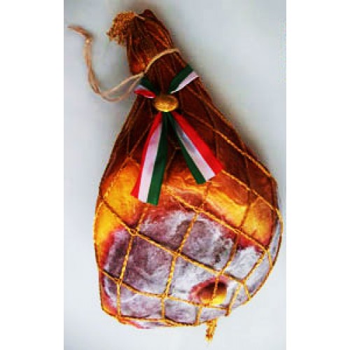 Prosciutto Parma finto cm 27x48 con rete colore ocra oro e coccarda tricolore, fermata da sigillo di garanzia colore oro, con marchio in rilievo del prosciutto.