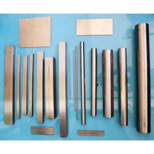 Materiali inox AISI 304 già tagliati a vostra misura: tubolari, tubi, piatti, tondini e lamiere.