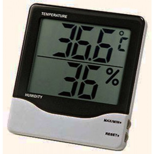 Termoigrometro portatile per misurare l'umidità e la temperatura di salumi e formaggi.
