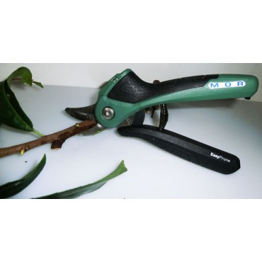 Forbici a batteria per usi vari, giardinaggio; sostituisce forbici da potare, trinciapolli ecc.
