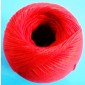 Spago in poliestere cotonato in gomitoli, colore rosso, tit. 2/4, per legatura manuale dei salumi, confezioni gomitoli da grammi 150 circa.
